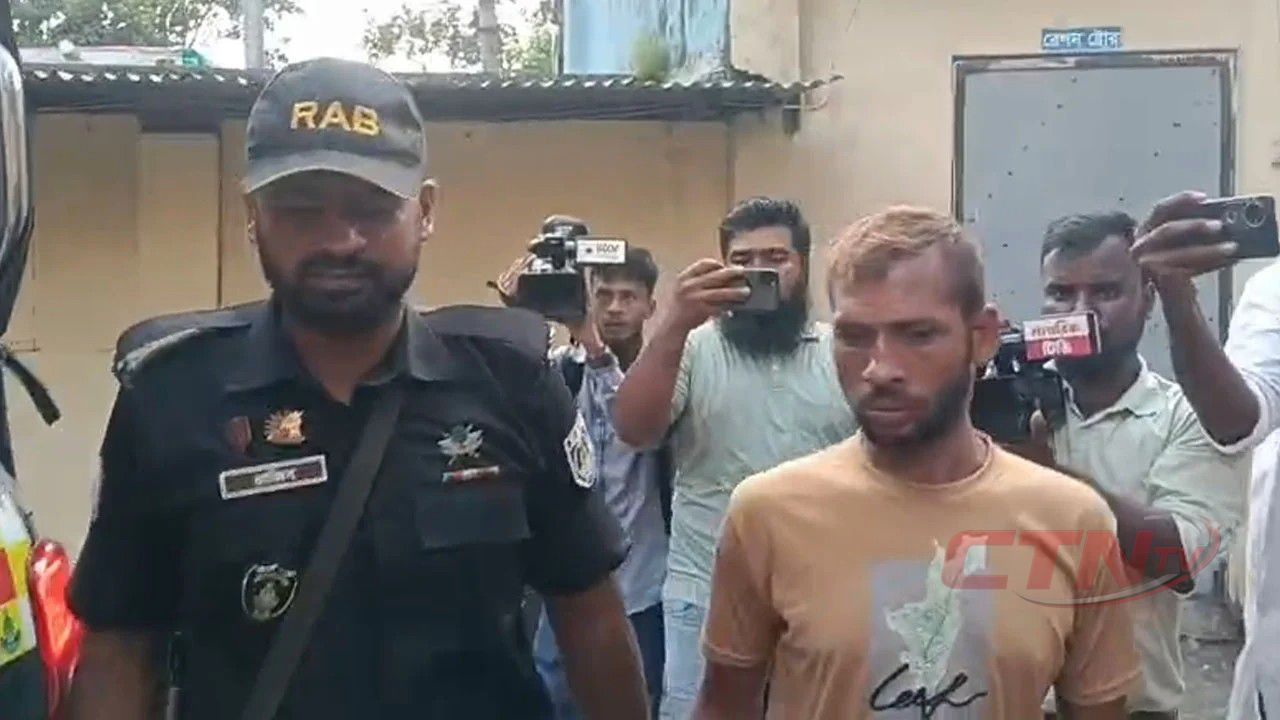কুমিল্লায় গ্রেপ্তার মৃত্যুদণ্ডপ্রাপ্ত পলাতক আসামি